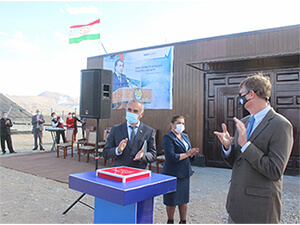 Apoyando a Pamir Energy para el proyecto de energía solar